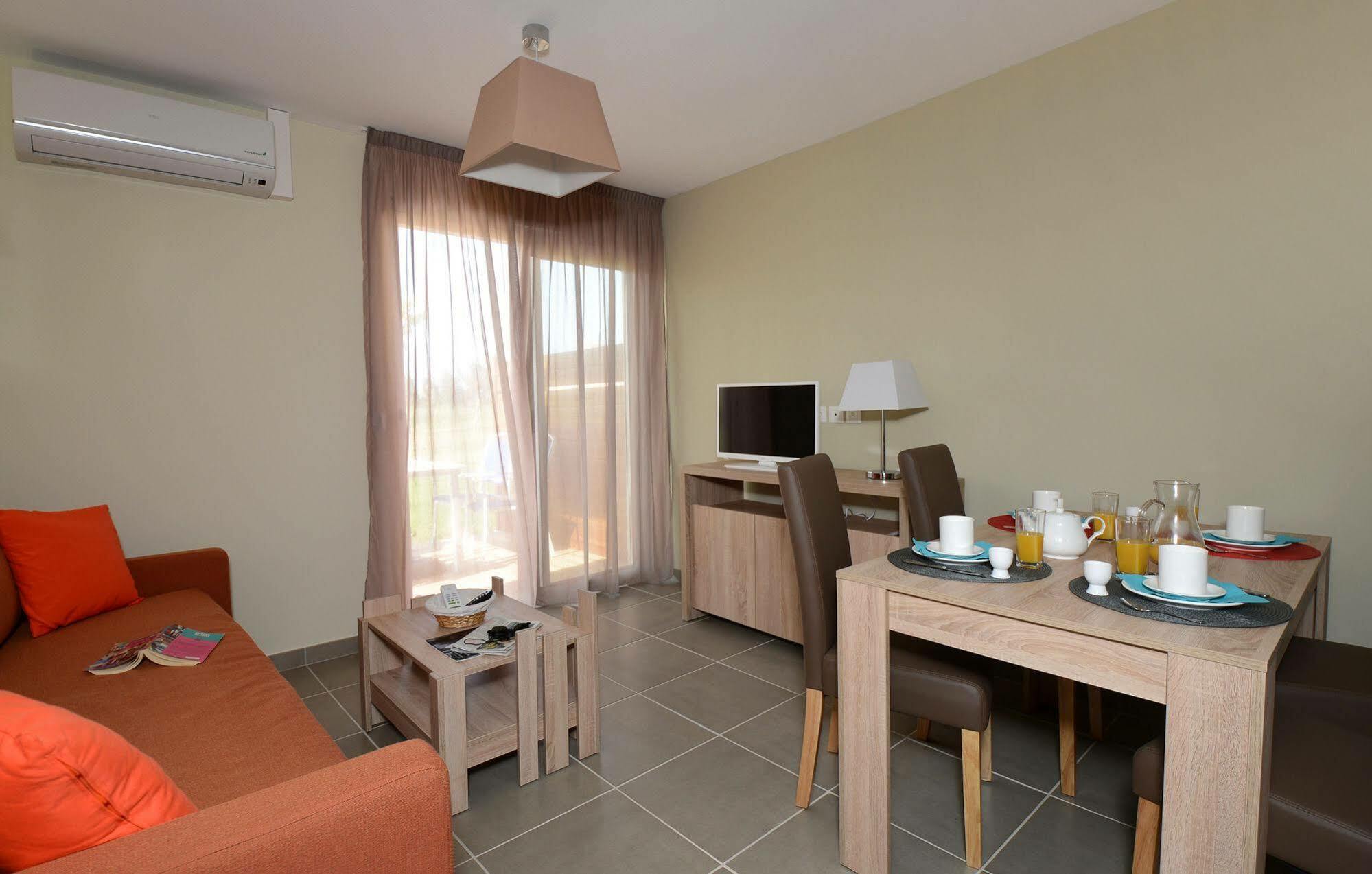 Residence Odalys Cote Canal Sallèles-dʼAude Εξωτερικό φωτογραφία